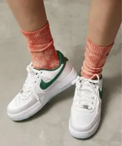 ナイキ エア フォース 1 ’07 エッセンシャル ウィメンズシューズ