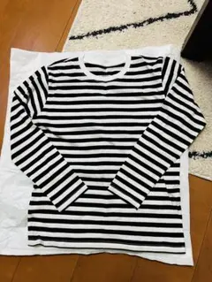 長袖T シャツ白と黒のストライプ 150 カットソー