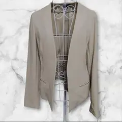 Item thumbnail for item d6364b36-f744-44c5-a1a3-b40d7fc66a78