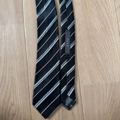 PSFA ネクタイ　シルク　ブラック　シルバー　ストライプ