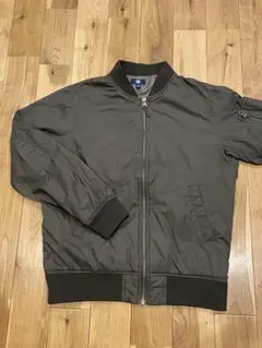 【UNIQLO】キッズ ジップアップ ジャケット 上着 カーキ 150㎝