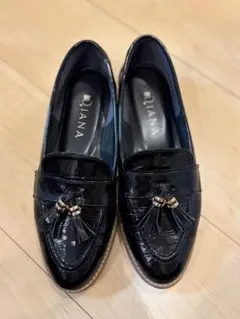 値下げDIANA エナメルパンプス23センチのサムネイル