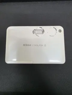 ✨ジャンク✨Nikon COOLPIX S3 本体