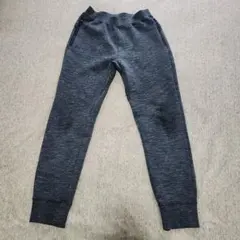 UNIQLO ウルトラストレッチドライスウェットパンツ 140