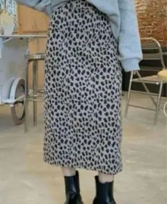 【美品】Vipoa レオパード柄 タイトスカート M
