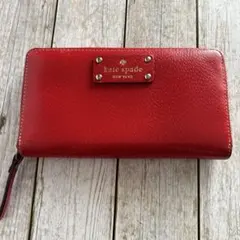 Kate Spade ケイトスペード 長財布 赤　ラウンドファスナー