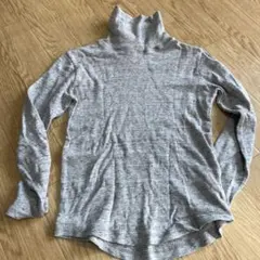 グレー タートルネック 120サイズ