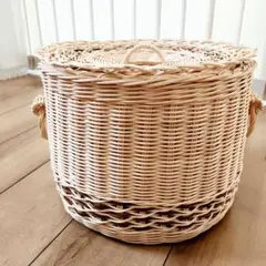 バスケット　かご　蓋付き　ハンドメイド　木製　竹製