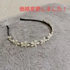 パールのフラワーカチューシャ