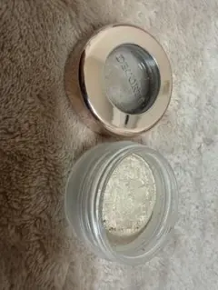 デコルテ　クリームアイシャドウ