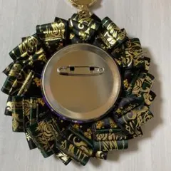 痛ロゼット 深緑 黒 金