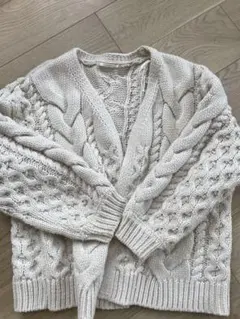 ケーブルニット カーディガン