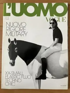 L'Uomo Vogue（ルオモ・ヴォーグ）　2008年8月号（N. 392） L'Uomo Vogue（ルオモ・ヴォーグ） 2008年8月号（N. 392） - メルカリ