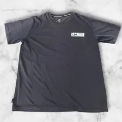 アンダーアーマー L Tシャツ 黒 デカロゴ 背面デザインのサムネイル