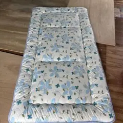 新品　未使用　生地　綿　100% 使用　敷布団　シングルサイズ　送料込み