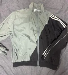 adidas ナイロンジャケット