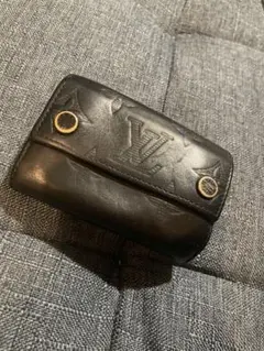 Louis Vuitton モノグラムシャドウ ディスカバリー 三つ折り財布のサムネイル