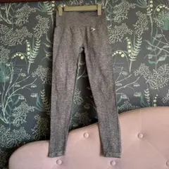 GYMSHARK ジムシャークグレー XS vital leggings