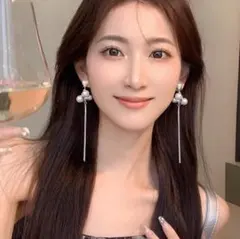ピアス　プレゼント　シルバー　パール ♥️新商品♥️おしゃれ　海外　レディース