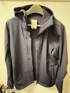 Item thumbnail for item 830be062-4cdd-45d8-b9a3-84b546f85641