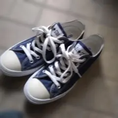 CONVERSE ALL STAR ネイビー スニーカー 値引きで‼️2200円