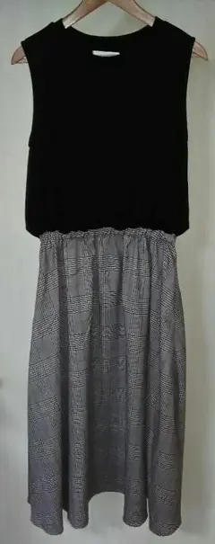 再値下げしました。シンプリティシエ ワンピース