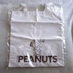 【新品タグ付き】コスメキッチン✕スヌーピー PEANUTS トートバッグのサムネイル