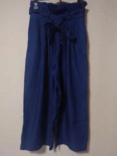 【美品】ネイビー ガウチョパンツ ウエストリボン付き