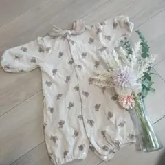 クマ柄　ロンパース ベージュ　カバーオール