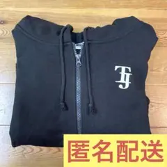 即購入⭕️TravisJapan VIIsual パーカー トラジャ Travis Japan VIIsual パーカー - メルカリ