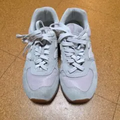 ニューバランス　574レディススニーカーピンク系