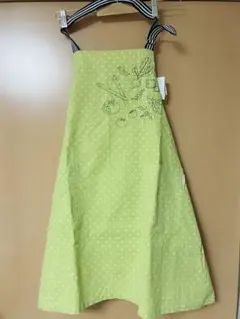 新品　Afternoon Tea 水玉模様の野菜刺繍　エプロン　黄緑色