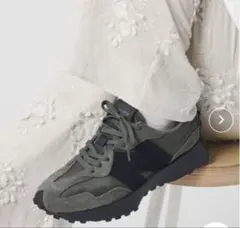 即日発送！完売New Balance U327 スニーカー グレー