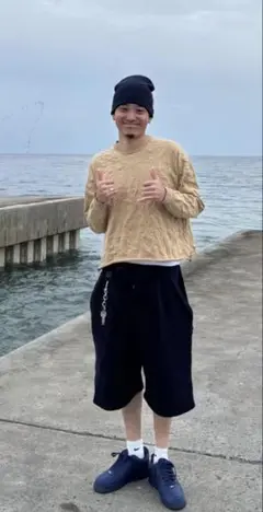 yo-sea着用　黒ビーニー