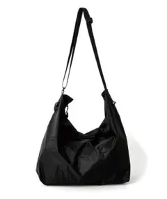 nahe ネーエ パッカブルショルダーバッグ　ブラック