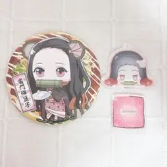 鬼滅の刃 竈門禰豆子 アクリルスタンド 缶バッジ