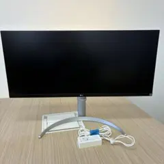 Dell P3222QE 31.5インチ 4K ＋ ハーマンミラー フロー - メルカリ