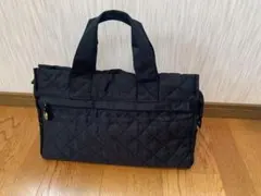 黒 キルティング ボストンバッグ　サザビーのサムネイル