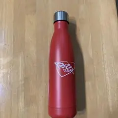 赤いステンレス製タンブラー