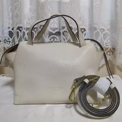 【美品】GIANNI CHIARINI オフホワイトレザーハンドバッグ