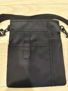 無印良品　ペン差し付き　撥水ショルダーバッグ