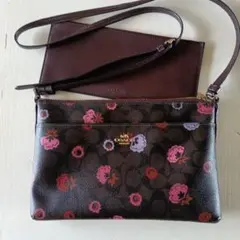 COACHクロスボディ