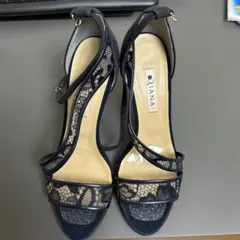 DIANA ネイビー レースサンダル