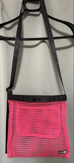 Item thumbnail for item 294b8dc4-43cd-4bc2-81d2-ead24b4cc8cc