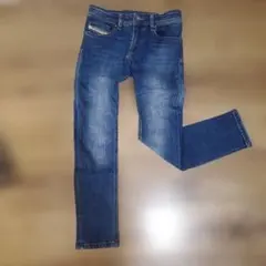 Diesel Sleenker-J-N スリムスキニージーンズ 8Y