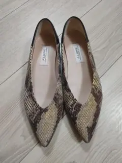 極美品】Demi-Luxe 37 パイソン柄 パンプス フラットシューズ - メルカリ