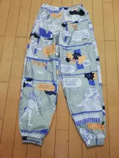 アディダスの裏メッシュのパンツ★刺繍ロゴ入り★Mサイズ★美品