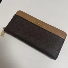 MICHAEL KORS 長財布 スターモチーフ - メルカリ