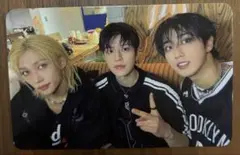 【匿名配送】straykids KARMA 限定盤　ユニットトレカ