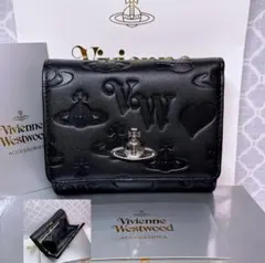 【新作✩内柄も素敵】Vivienne Westwood 三つ折り財布 マット黒